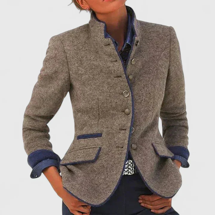 Liora - Versatil Chic Blazer